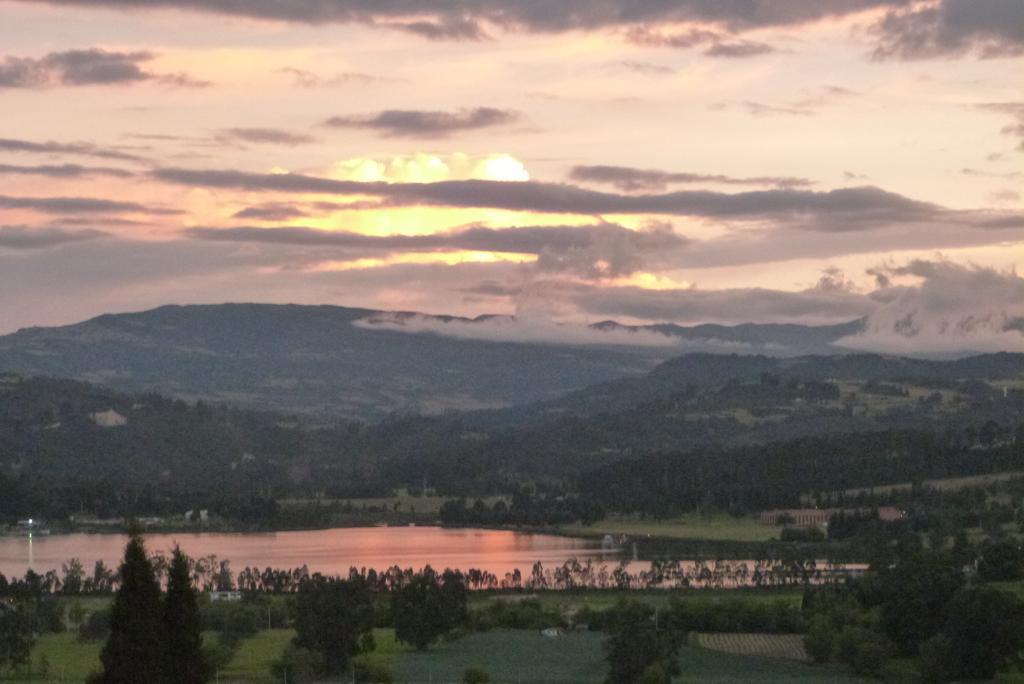 Miravalle Suites Paipa Dış mekan fotoğraf